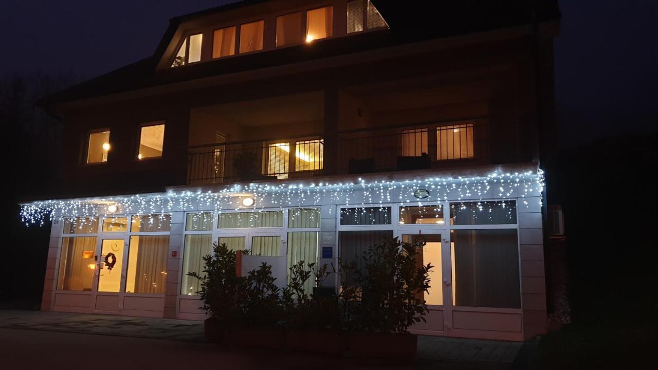 Apartmani Sanja Krapinske Toplice Ngoại thất bức ảnh